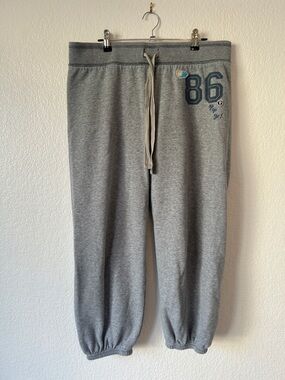 PINK Victoria's Secret Gray '86 Track Joggers